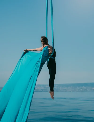 Tissu aerien sur le lac Léman à Evian les bains pour tout niveau